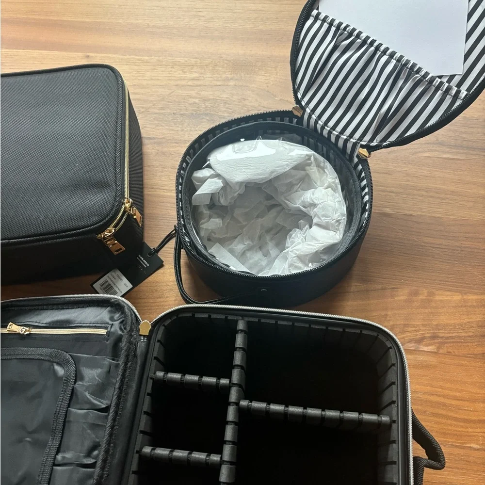 Black Makeup Organizer with Adjustable Dividers and Portable Design